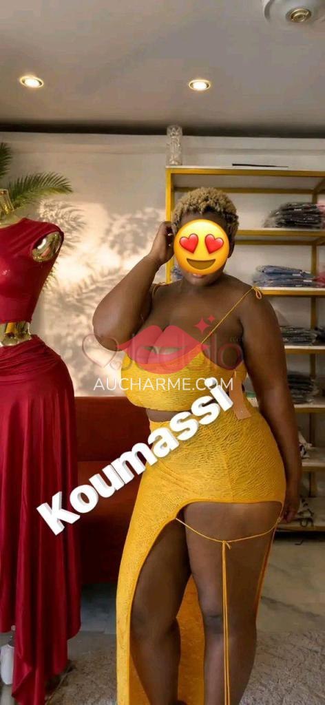 Miss lolo baize 2Coup 5k sans capot 5k reçois déplace Koumassi Remblai